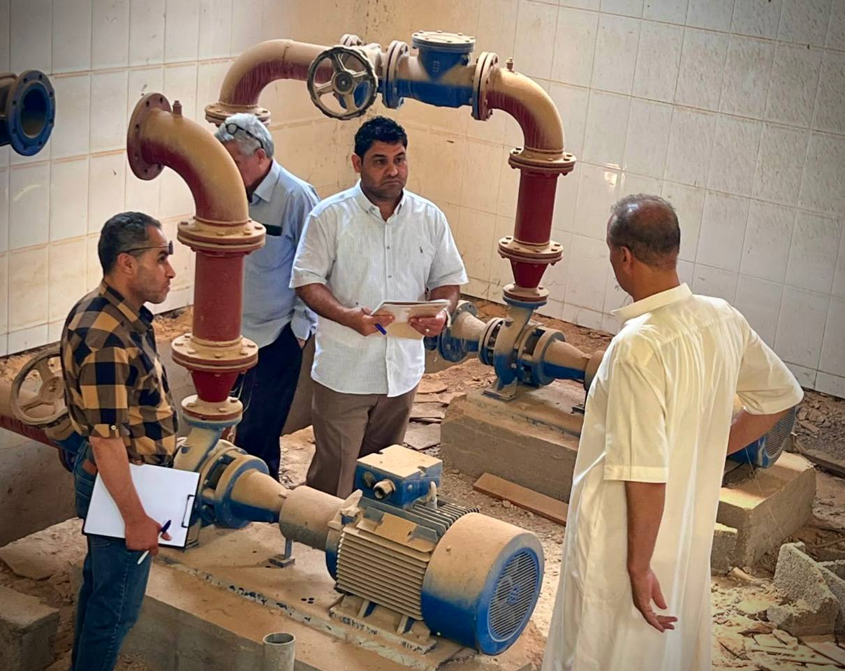 The Ministry of Housing and Construction's regional office in the Central Region is conducting field monitoring of stalled water projects in Zliten Municipality.