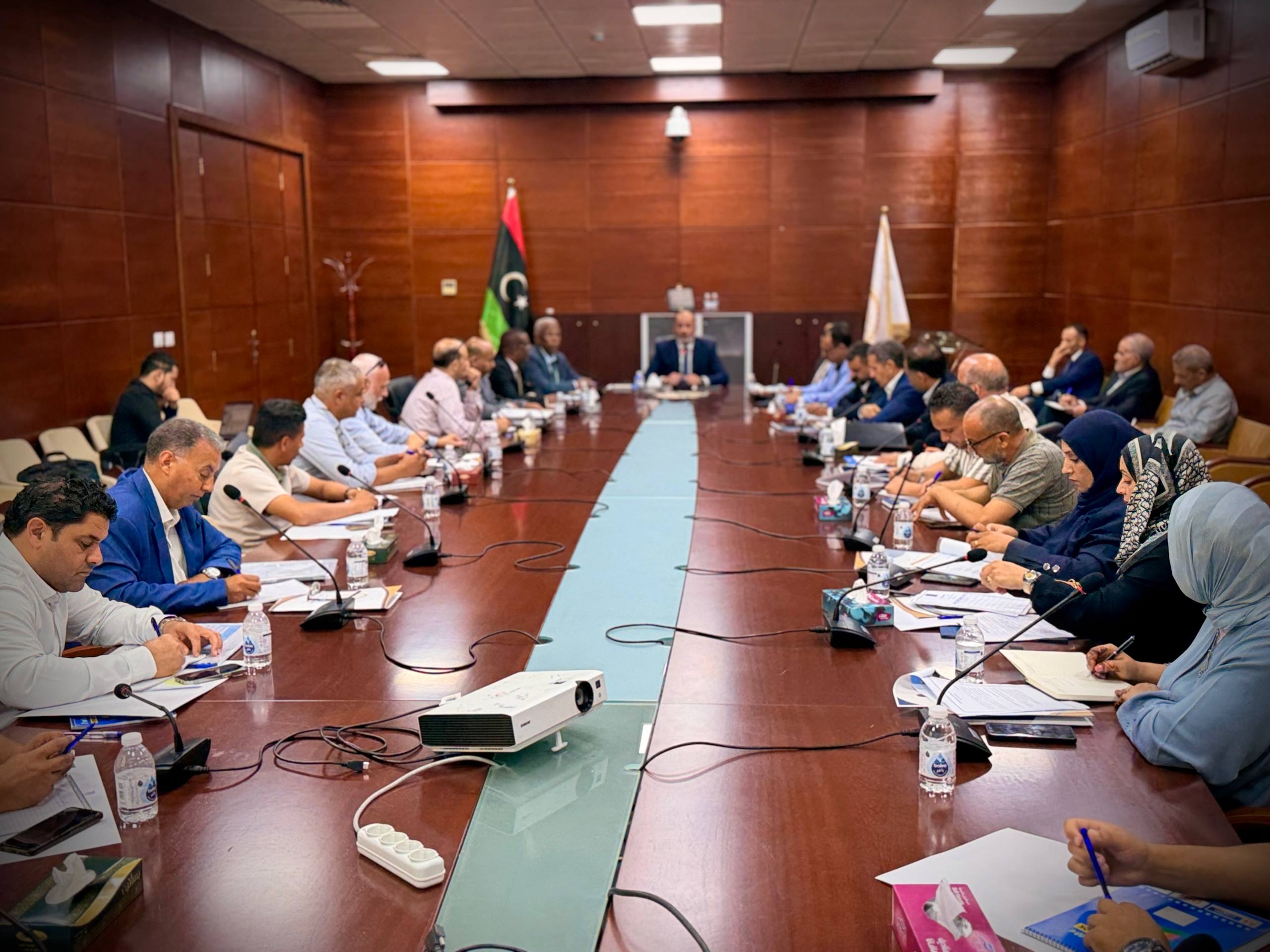Minister of Housing Chairs an Expanded Meeting to Discuss Work Progress and Evaluate Performance for the First Half of the Year